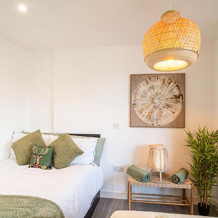 Lovely Studio Apartment เชฟฟิลด์ ภายนอก รูปภาพ