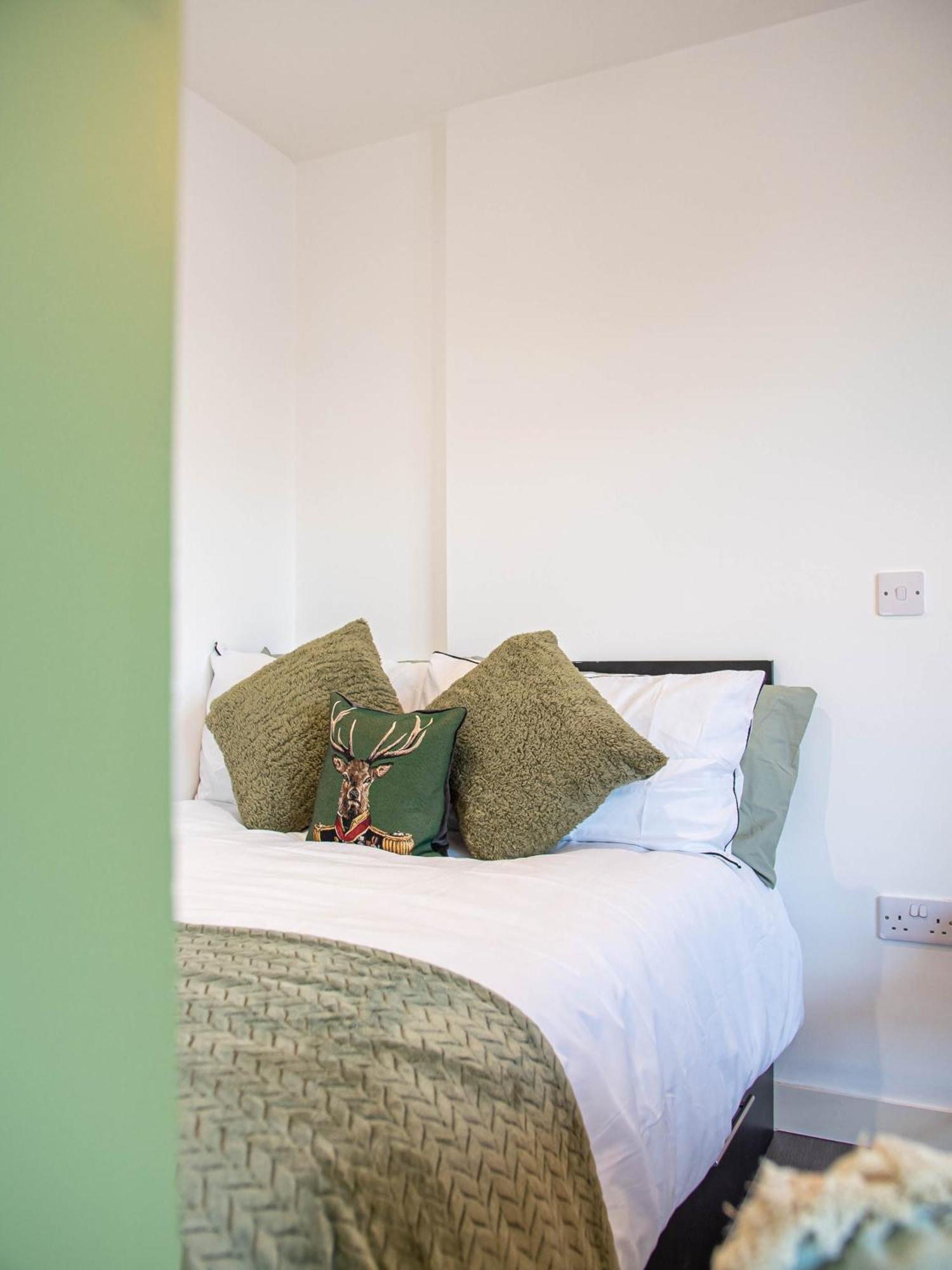 Lovely Studio Apartment เชฟฟิลด์ ภายนอก รูปภาพ